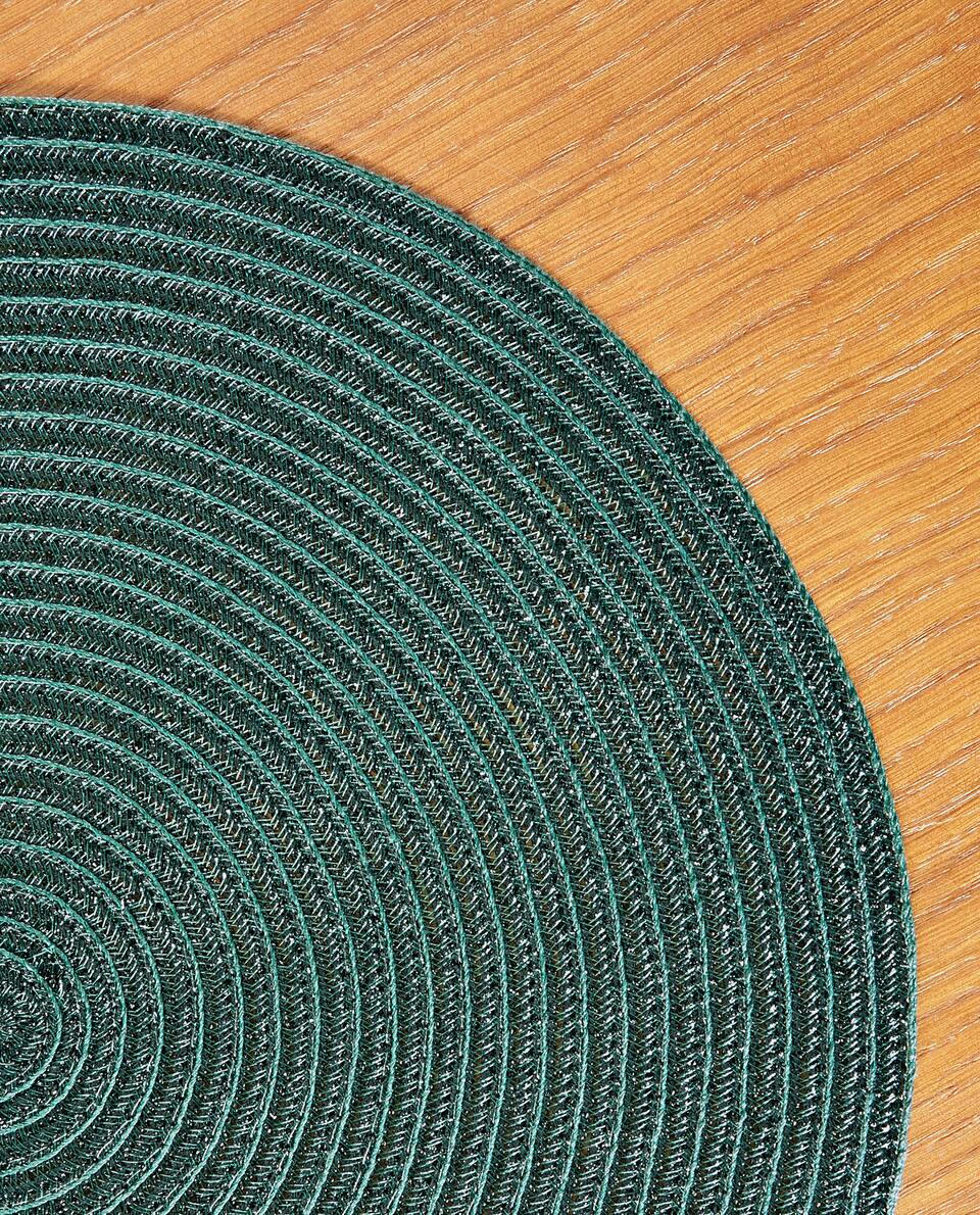 PACK OF METALLIC PLACEMATS (PACK OF 2)